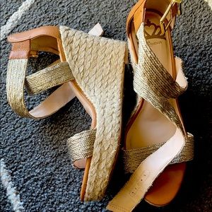 Wedge heels